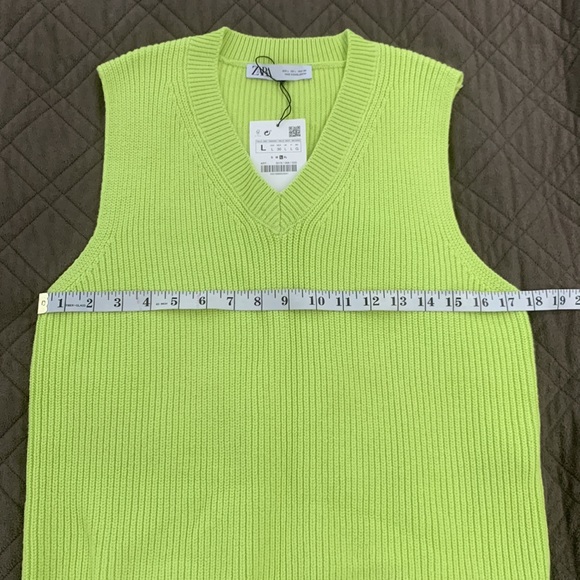 Zara NWT Ribbed Knit Sweater Vest size L - Picture 10 of 13